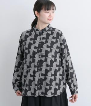 ヴィンテージ加工鳥プリントレギュラーシャツ(ブラック×ホワイト-F)