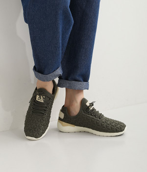 スピードソックス　ランニングスニーカー(ダークグレー×タン-36)