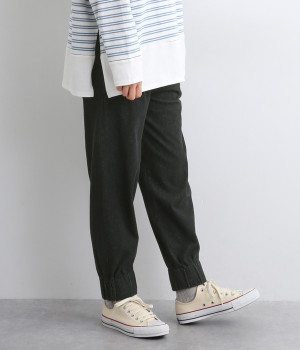 ヘリンボーンジャカードデニム風ジョグパンツ(ブラック-ONESIZE)