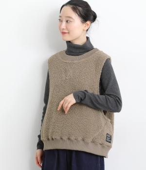 粒ボアハイネックベスト