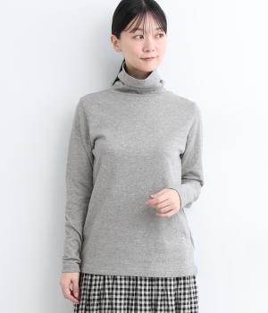 接結カットソータートルネックプルオーバー