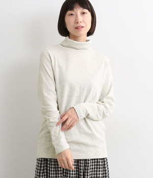 接結カットソータートルネックプルオーバー(アイボリー-L)
