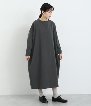 コットンレーヨン起毛ツイルバイオシャーリングネックボックスワンピース