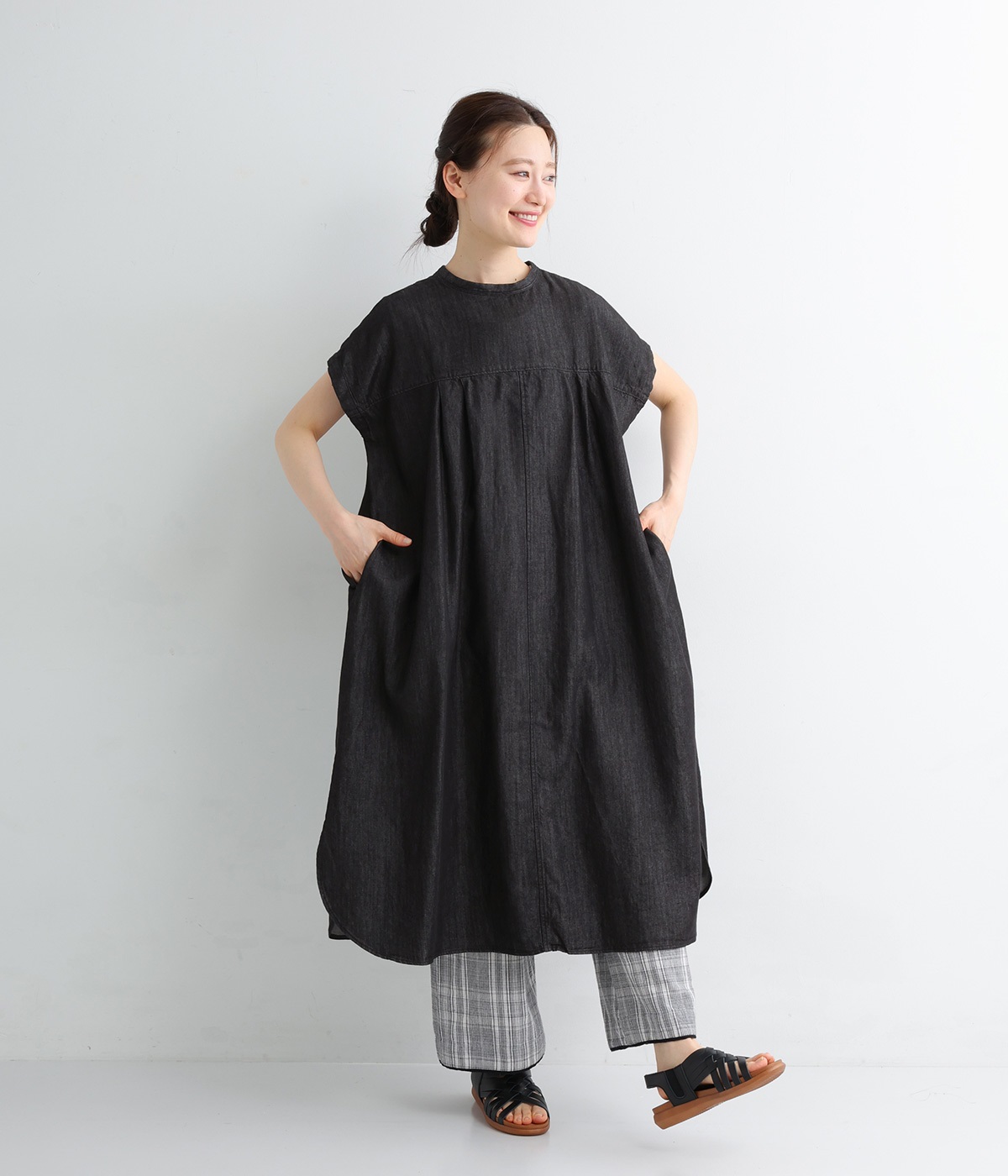 コットンテンセルデニム　2wayワンピース(クロ-ONESIZE)