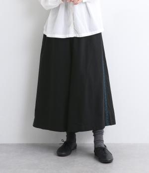 コットン平織ライン刺繍　ワイドパンツ(スミクロ-F)