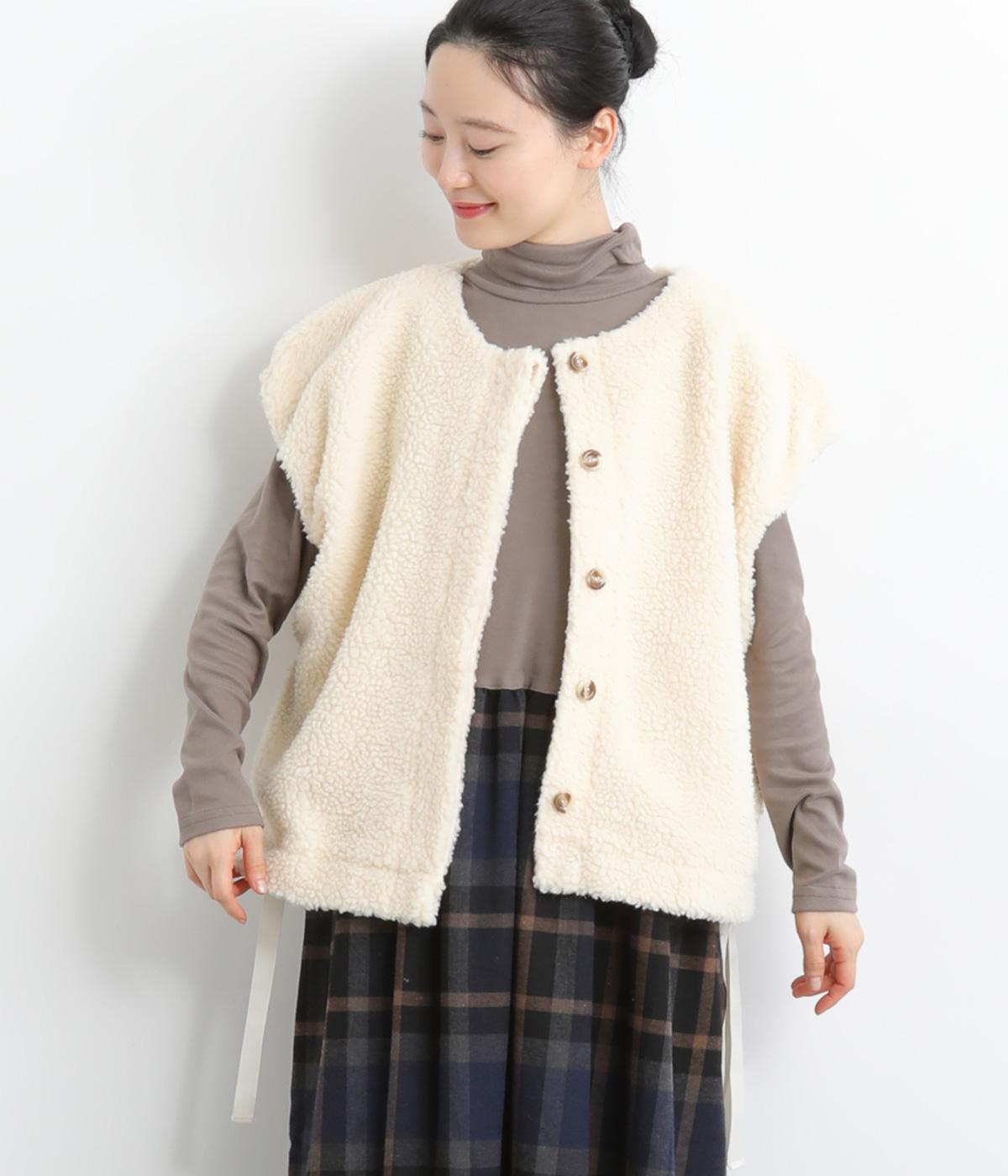 ムートンボアベスト(アイボリー-F)