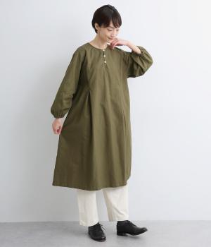 コットンオックス日本製品染タックワンピース(オリーブカーキ-F)