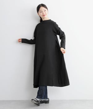 サイドプリーツワンピース(ブラック-ONESIZE)