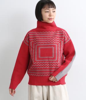 前後リバーシブルジオメトリック柄ハイネックワイドニット(レッド-F)
