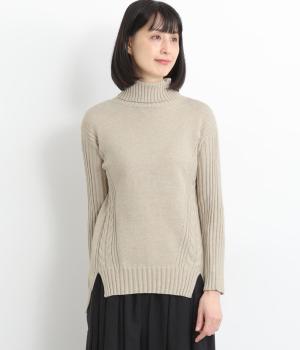 ケーブル編み切替タートルニットプルオーバー