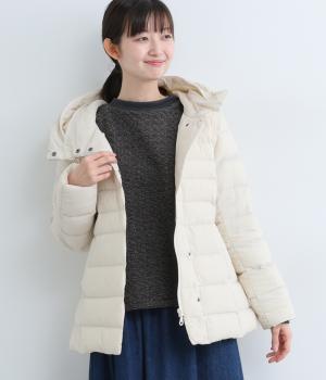 ナイロンストレッチ　スタンドフーディダウンジャケット