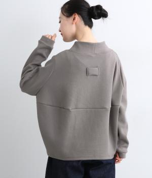 ハイネックコクーントレーナー