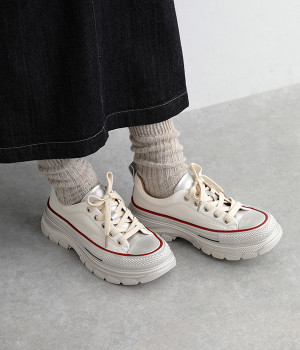 タンクソール　スニーカー