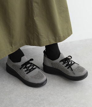 ニットスニーカー