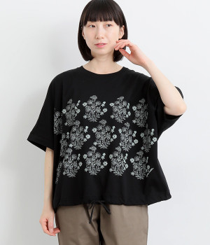 コットン天竺キャリコフラワー発砲プリントTシャツ