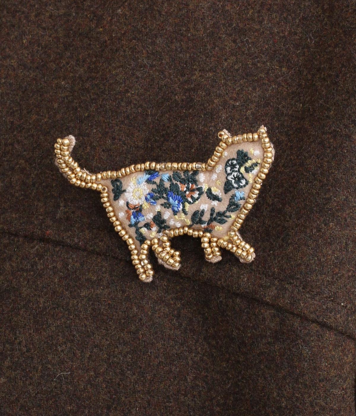 刺繍ブローチ｢ネコ｣(ベージュ-F)