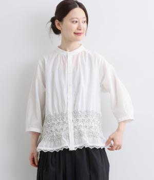 コットンローンワッシャー シャーリングフローラルライン刺繍ブラウス