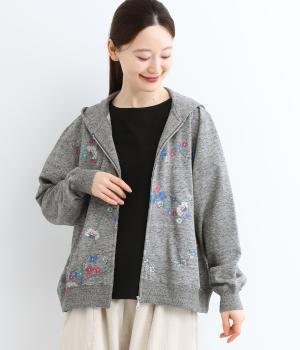 タイニーフラワーワルツ刺繍裏毛フーディ