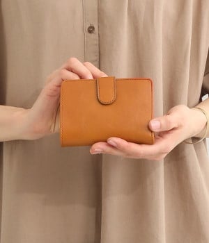 二つ折りコンパクト財布(ブラウン-ONESIZE)