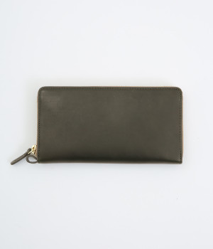 ラウンドファスナー長財布