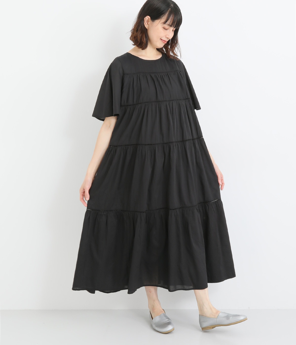 コットンモダールティアード半袖ワンピース(ブラック-ONESIZE)