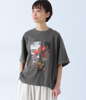 ピグメント　フラワーフォトプリント　Tシャツ