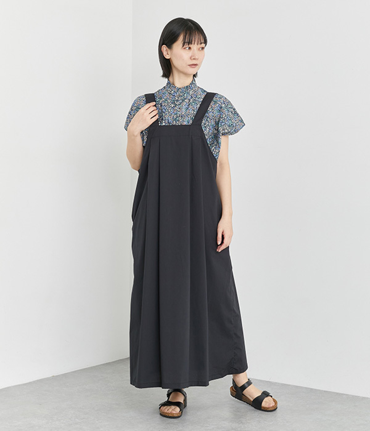 タグ付美品レリアン9号 ストレッチジャンパースカート　ネイビー コンフォートライトストレッチジャンパースカート（ichi）の商品詳細