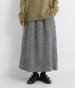 ヘリンボーンスカート