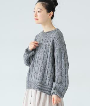 ケーブルニット　プルオーバー