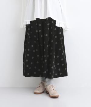 コットンシャツコール手書きミディアムドットプリントタックスカート(ブラック×グレー-F)