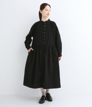 オーガニックコットンリネンシャンブレークラフトワッシャー後ヨーク袖ハシゴレース使いワンピース