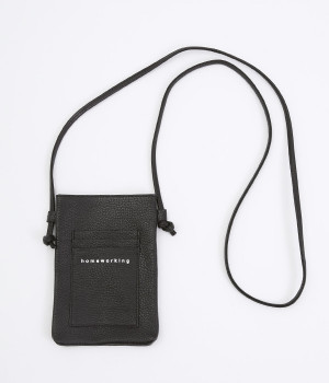 レザーショルダーバッグ