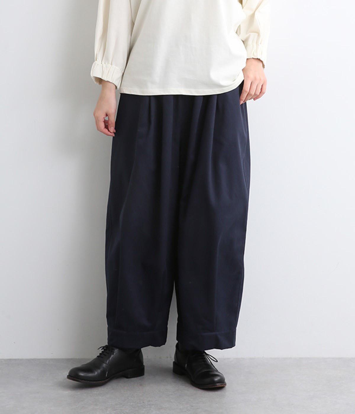 コットンツイル　裾タックパンツ(ネイビー-ONESIZE)