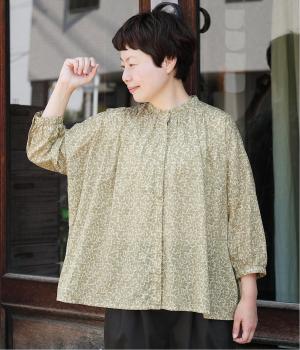 ボイルリーフ＆ドットプリント　比翼ギャザーブラウス
