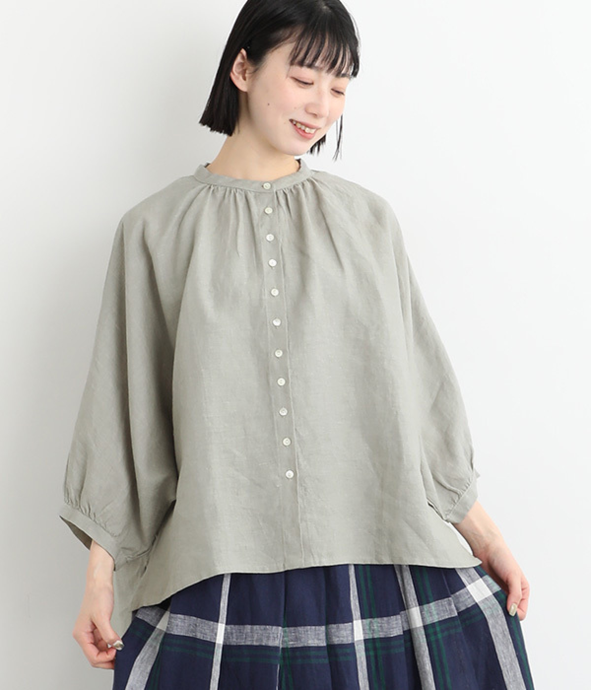 シェルボタンリネンドルマンブラウス(ライトグリーン-ONESIZE)