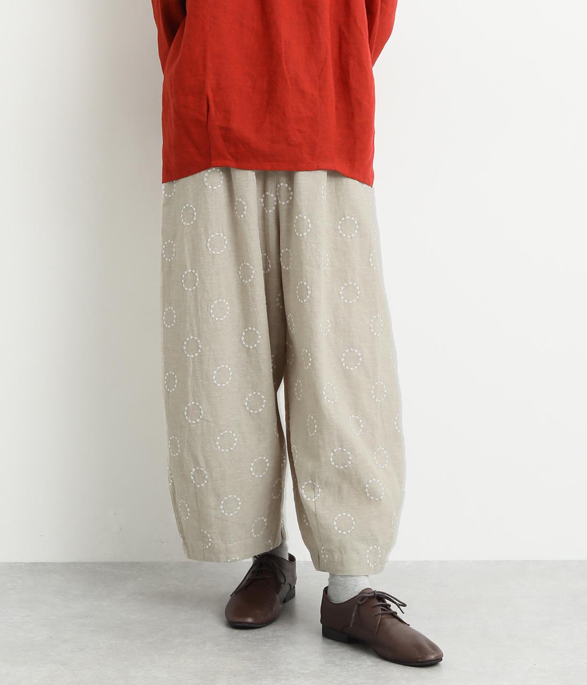 【blue willow】コットンリネンサークル刺繍コクーンパンツ コットンリネンサークル刺繍コクーンパンツ（blue willow）の商品詳細