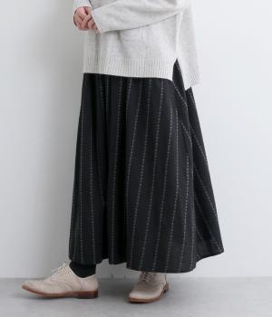 コットンリネン　総刺繍ギャザーフレアスカート(ブラック-F)