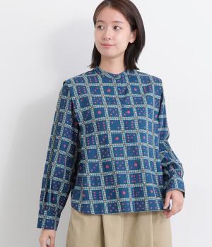 ダイスチェックブラウス