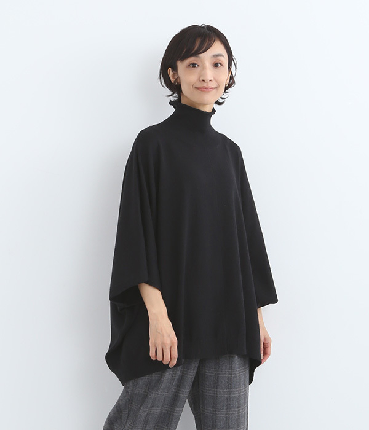 ハイガーゼニット ボトルネックケープ（Lilou&Lily）の商品詳細