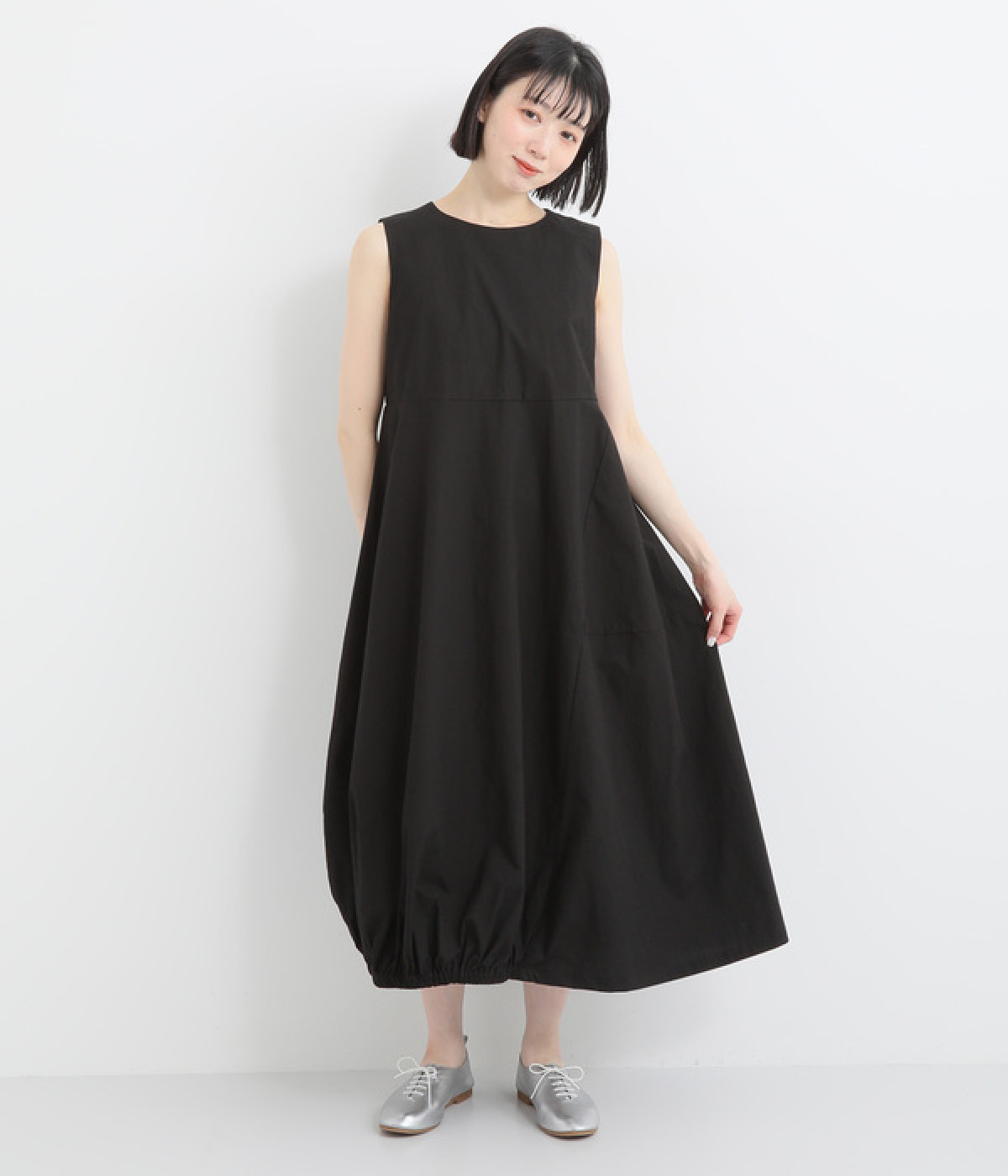 ブラックバルーンノースリーブドレス ノースリーブバルーンミニ