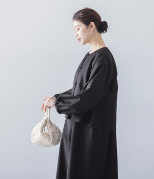 ボリューム袖くるみボタンショート羽織(ブラック-ONESIZE)