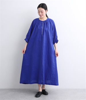 14番手リネン　多ボタンギャザーロングワンピース(ロイヤルブルー-ONESIZE)