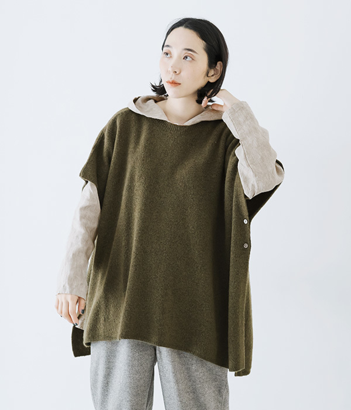 キャメル脇ボタンニットベスト