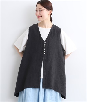 9番手リネン　多ボタンフレアベスト(ブラック-ONESIZE)