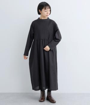 コットンリネン細ピンタックワンピース(ブラック-F)