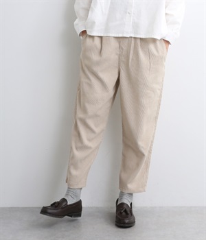 コーデュロイテーパードパンツ