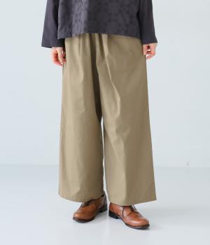 表ツイルピーチ　ワイドパンツ