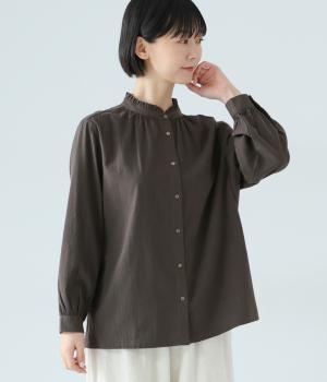 表面変化　襟フリルシャツ(スミクロ-L)
