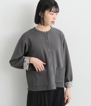 カノコポンチリバティ使いカーディガン(チャコール×Blackburn-F)