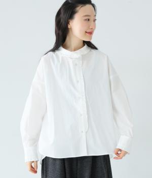 タイプライターハイネックフリルシャツ